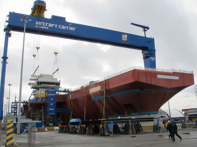 中國研制出全球龍門吊“宏海號”，起重量達22000噸，令多國羨慕